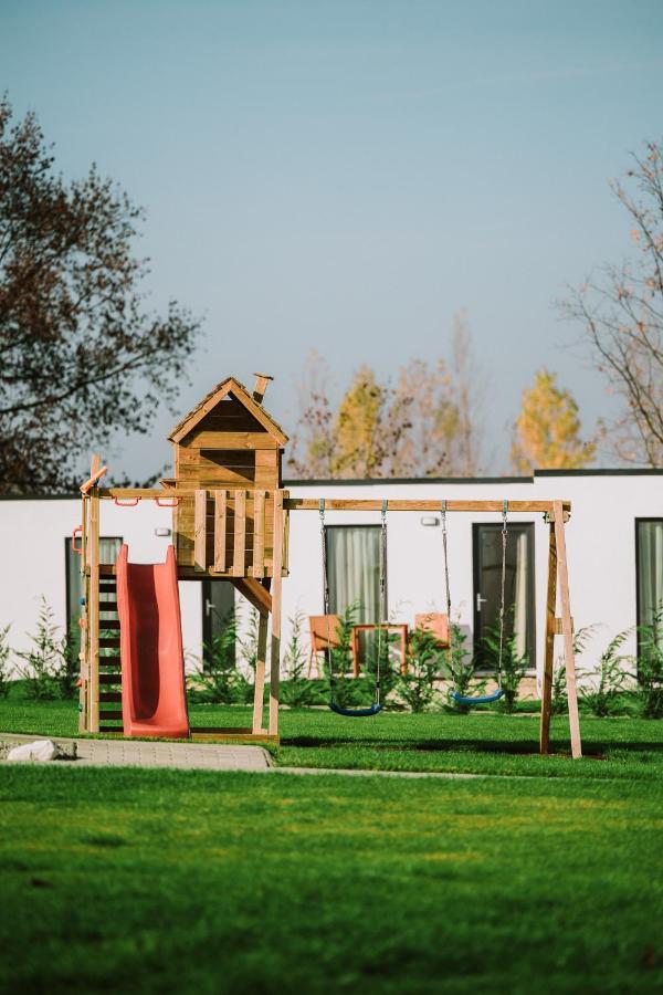 Termal Kre-Spa Sinnicolau de Munte Luaran gambar